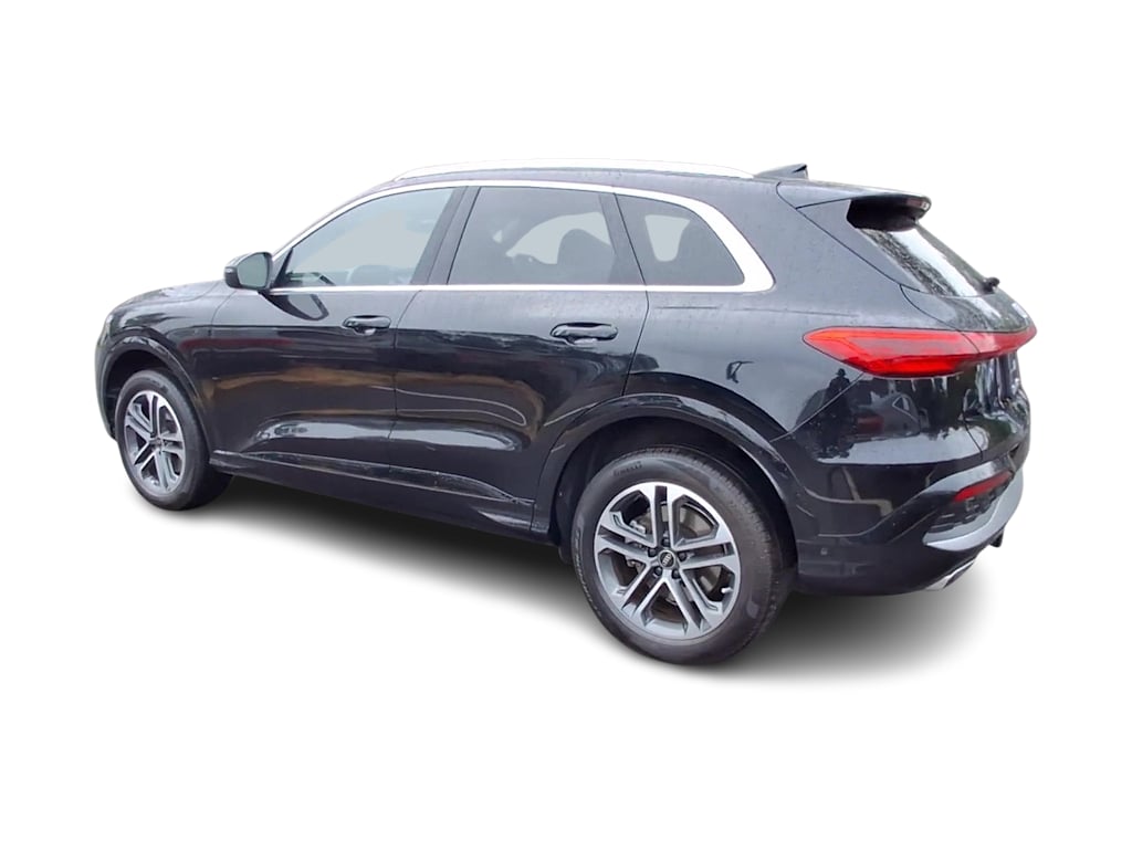 Thumbnail: 2025 Audi Q5 - 4
