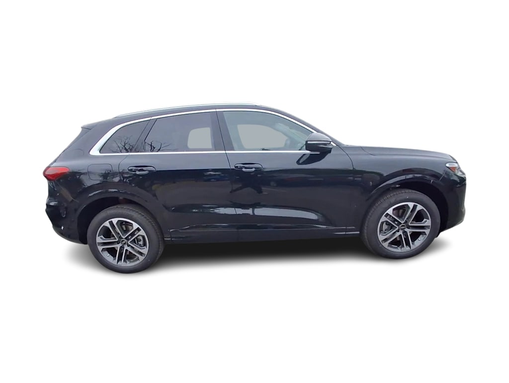 Thumbnail: 2026 Audi Q5 - 11