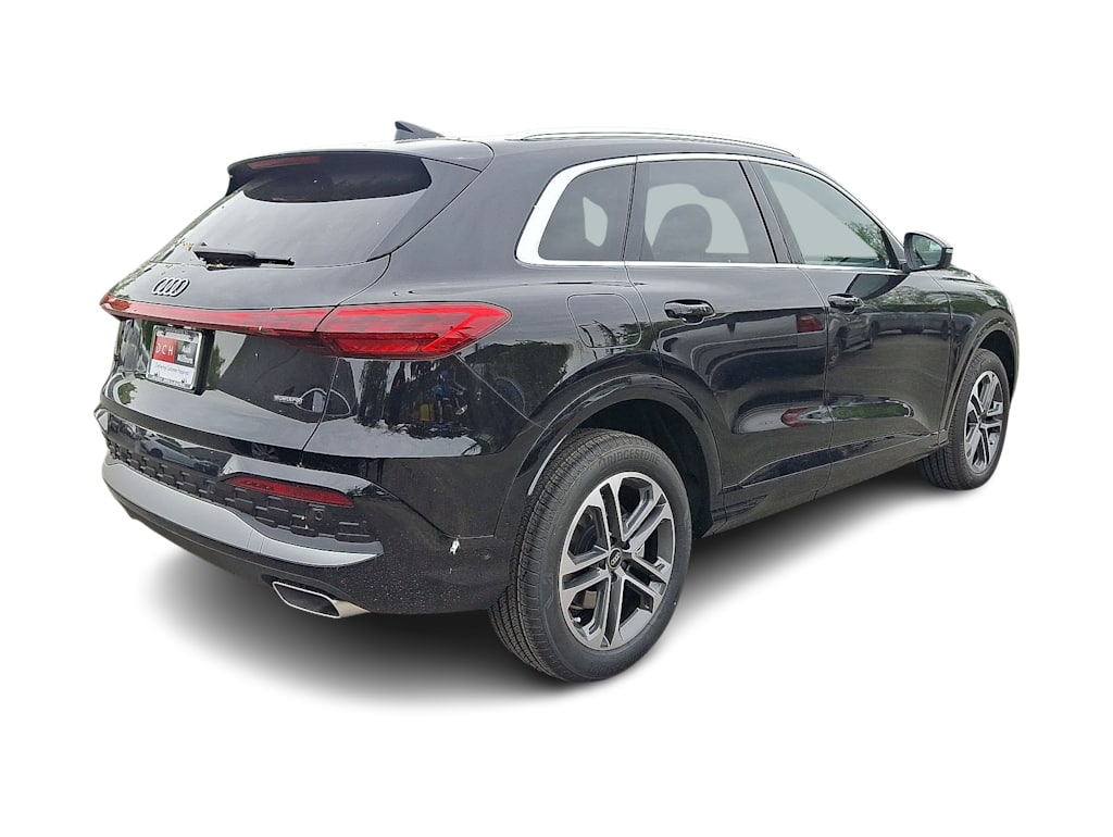 Thumbnail: 2026 Audi Q5 - 13