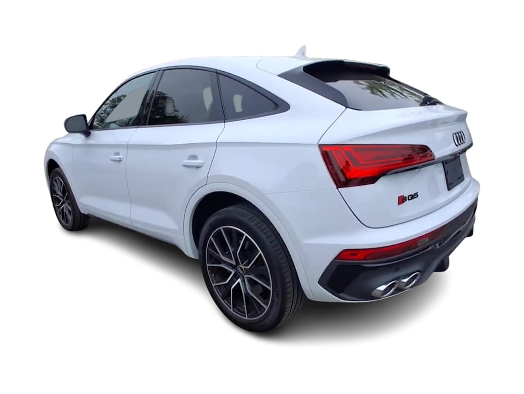 Thumbnail: 2022 Audi SQ5 - 4