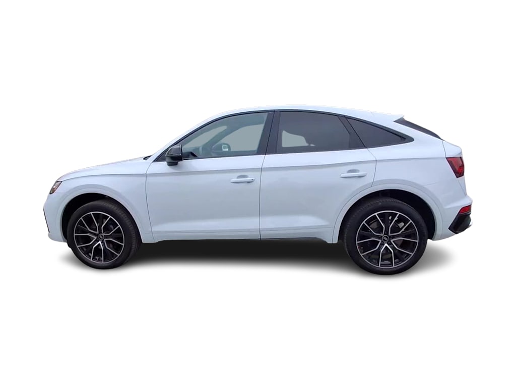 Thumbnail: 2022 Audi SQ5 - 3