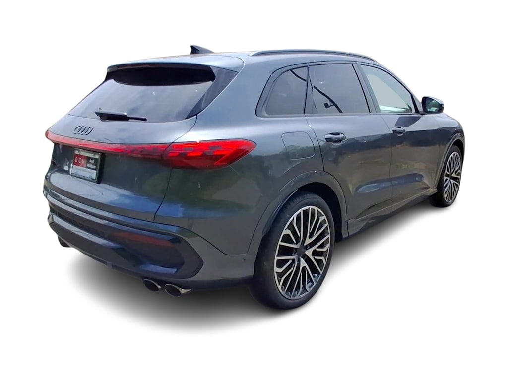 Thumbnail: 2026 Audi SQ5 - 18
