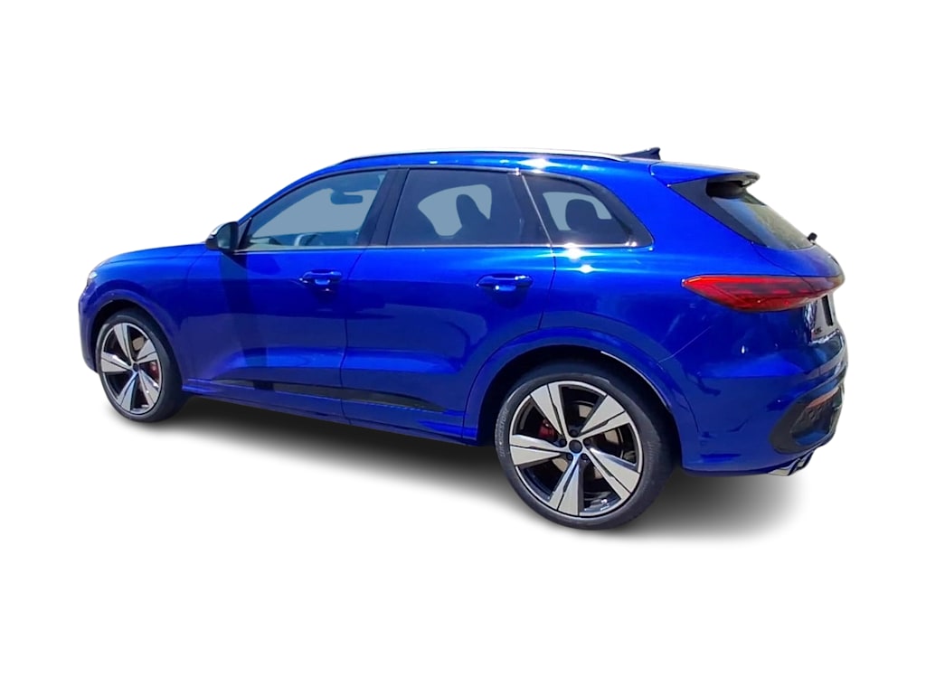 Thumbnail: 2026 Audi SQ5 - 15