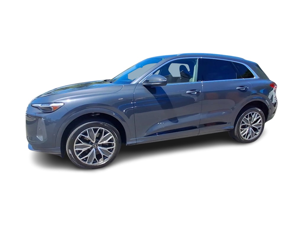 Thumbnail: 2025 Audi Q5 - 3