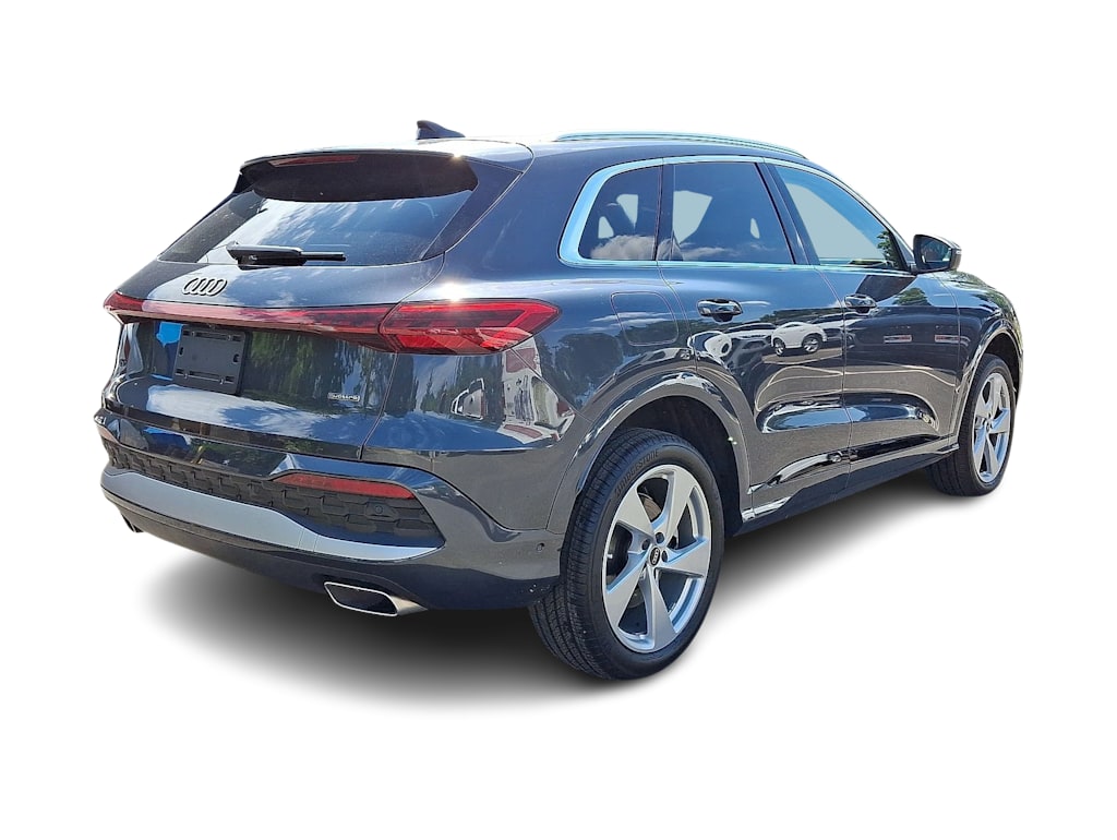 Thumbnail: 2025 Audi Q5 - 32