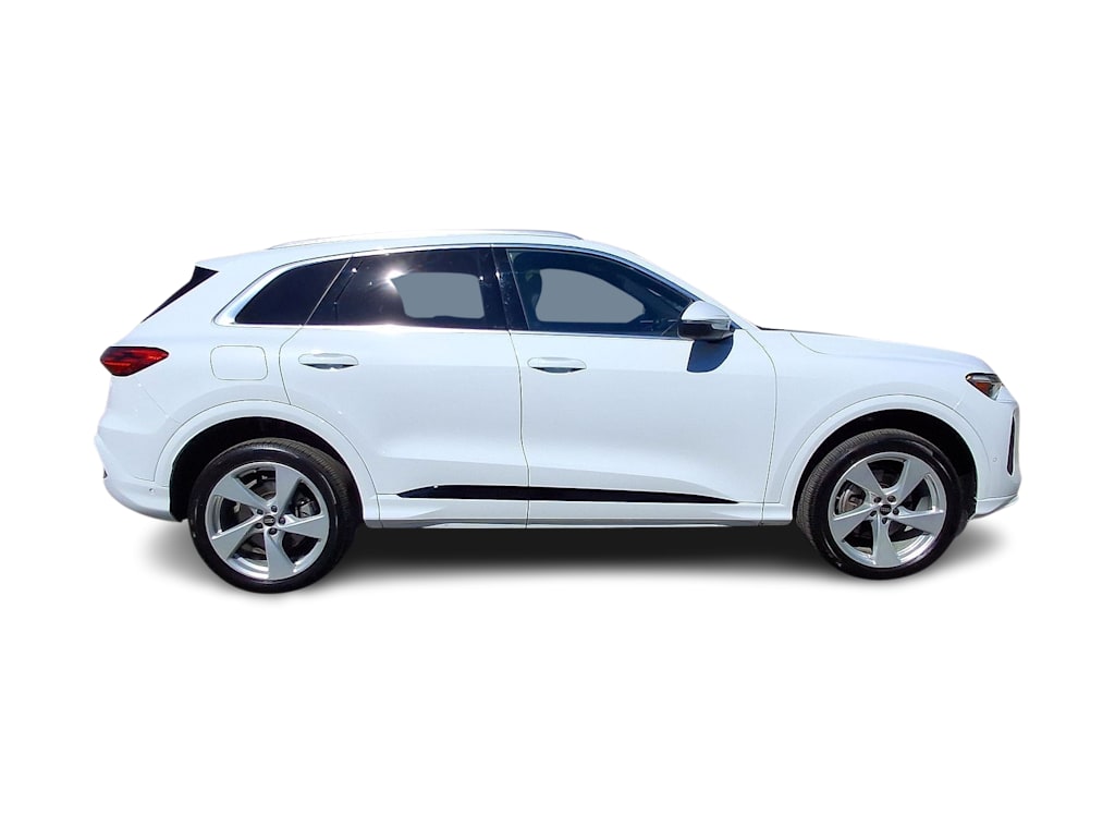 Thumbnail: 2025 Audi Q5 - 33