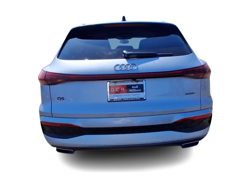 Thumbnail: 2026 Audi Q5 - 4