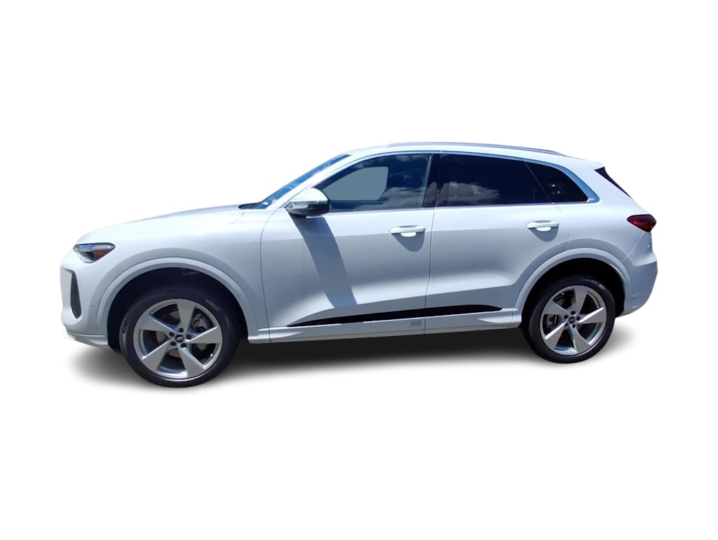 Thumbnail: 2026 Audi Q5 - 3
