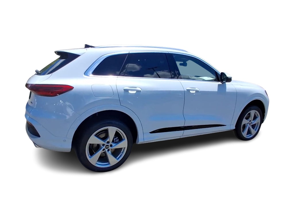 Thumbnail: 2026 Audi Q5 - 18
