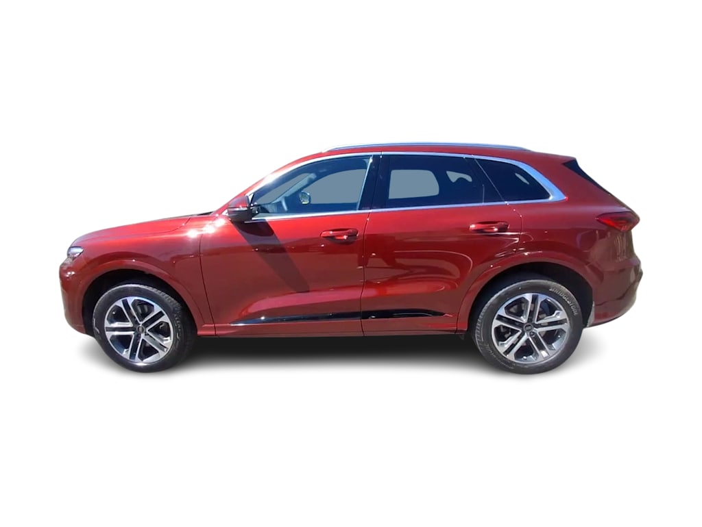Thumbnail: 2025 Audi Q5 - 3