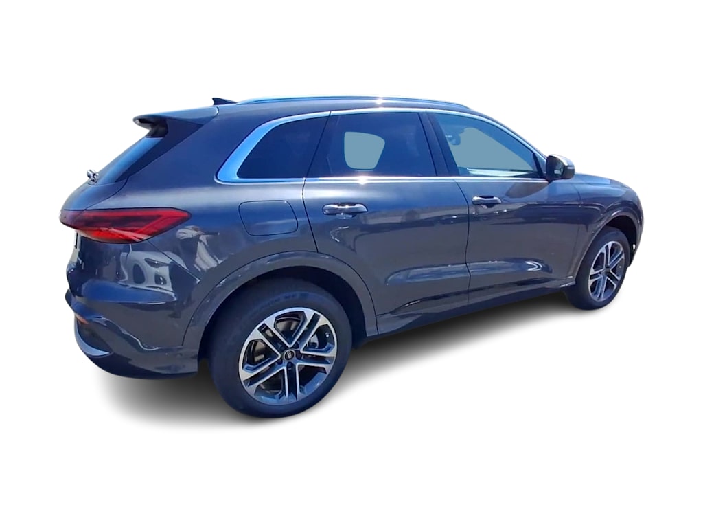Thumbnail: 2026 Audi Q5 - 12