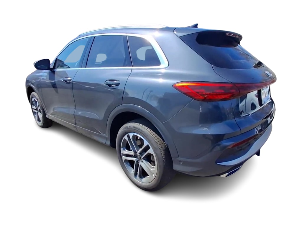Thumbnail: 2026 Audi Q5 - 3