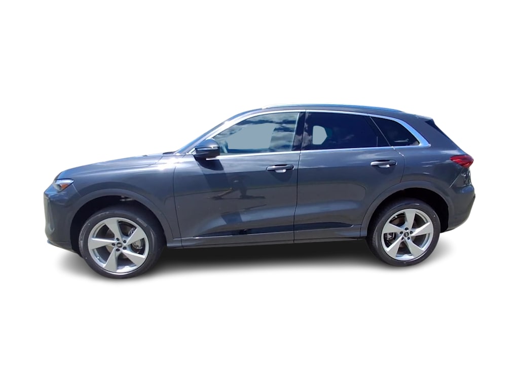 Thumbnail: 2026 Audi Q5 - 3