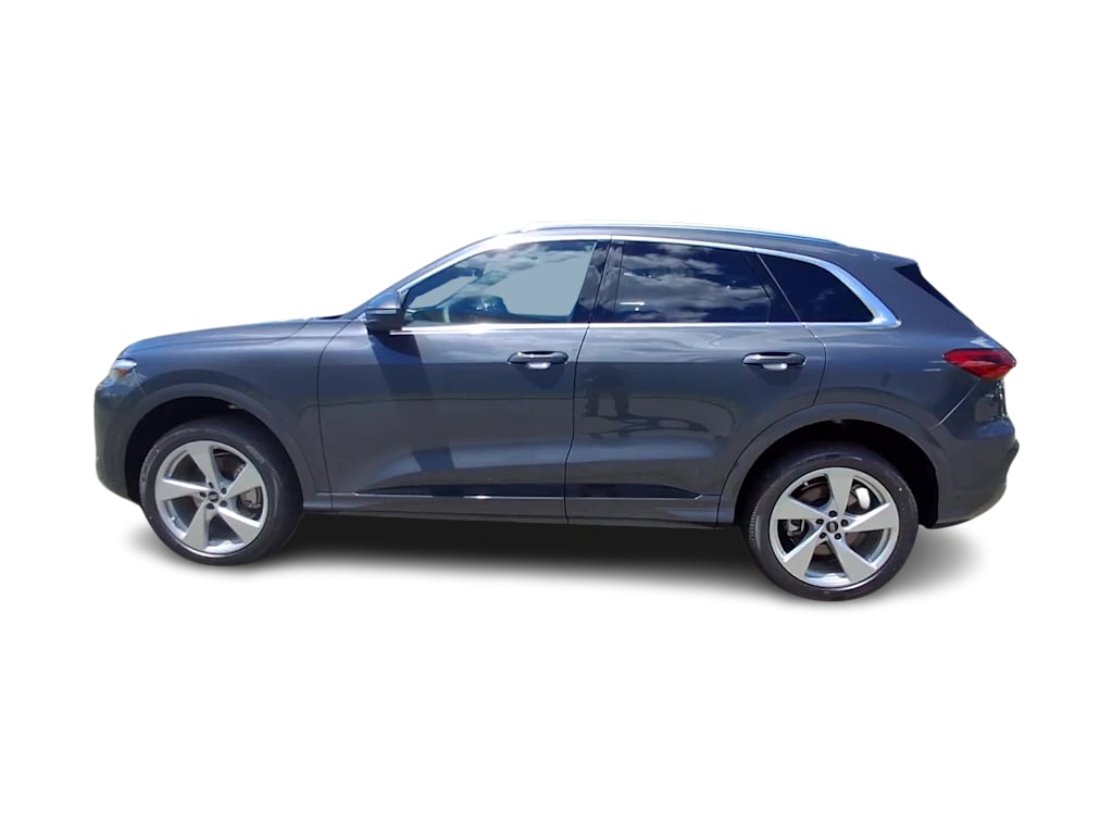 Thumbnail: 2026 Audi Q5 - 16