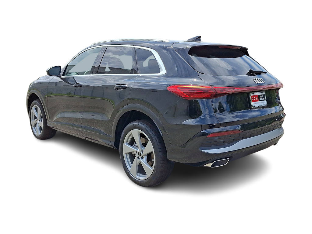 Thumbnail: 2026 Audi Q5 - 4