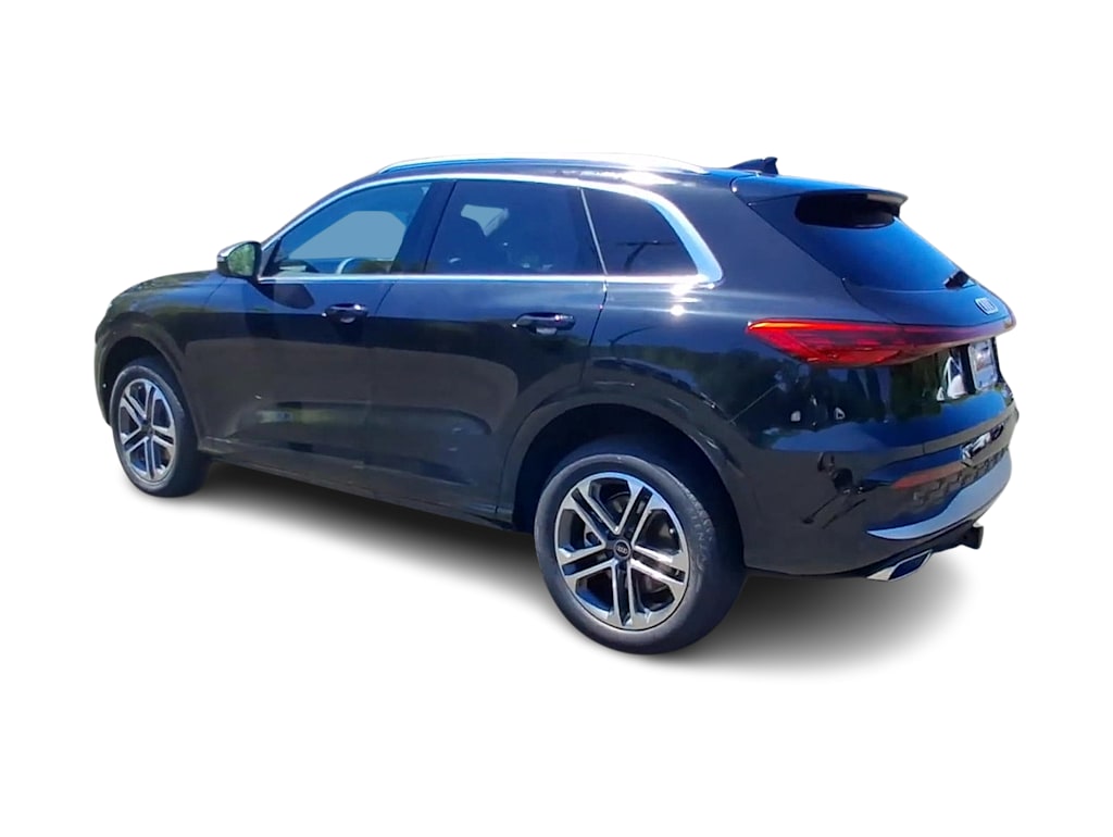 Thumbnail: 2026 Audi Q5 - 4