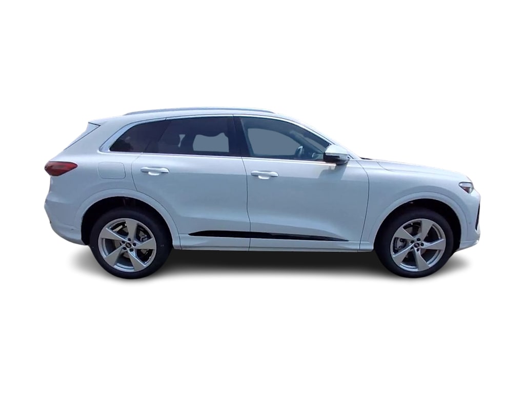 Thumbnail: 2026 Audi Q5 - 12