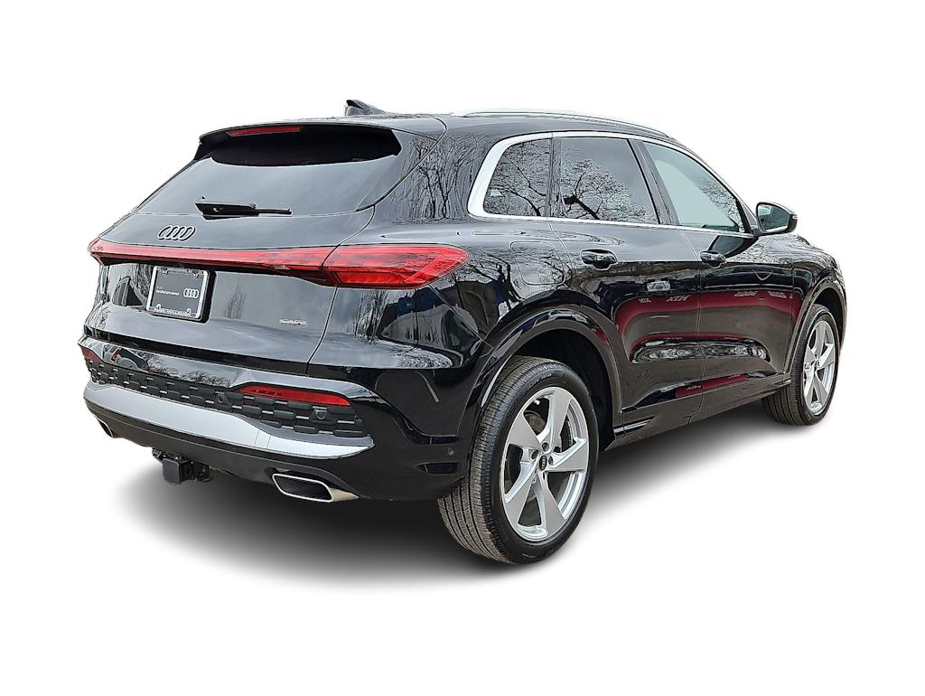 Thumbnail: 2025 Audi Q5 - 26