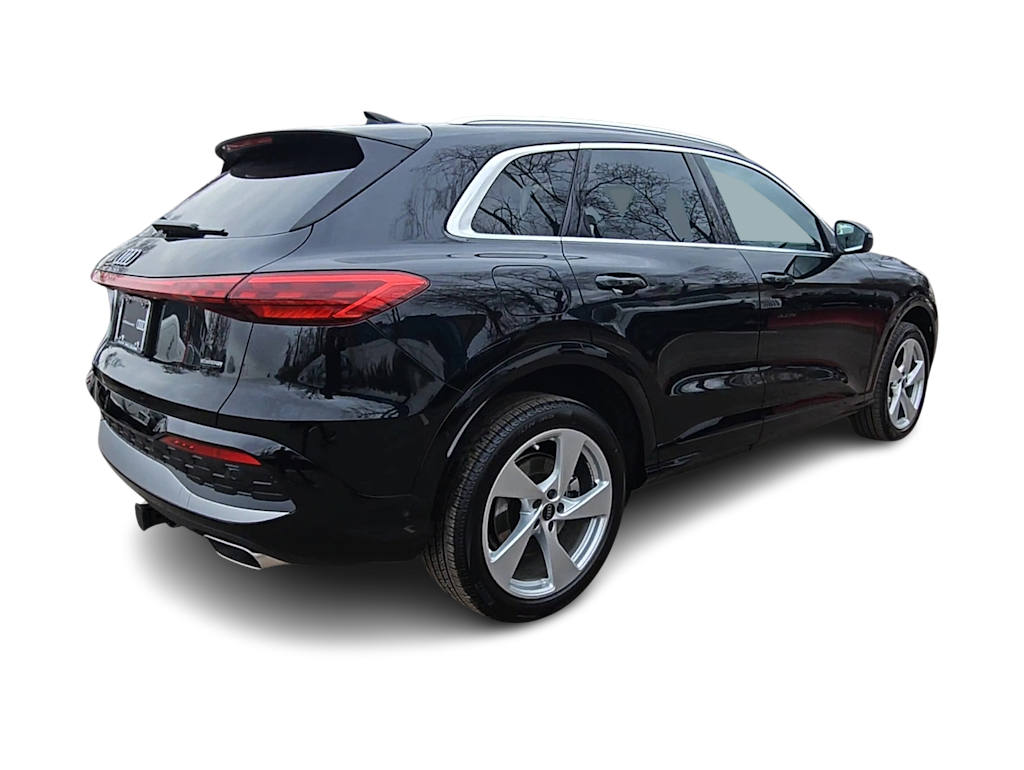 Thumbnail: 2025 Audi Q5 - 17