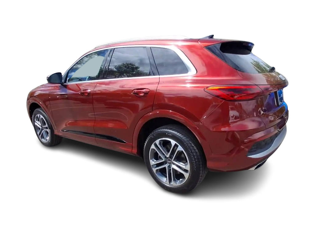 Thumbnail: 2025 Audi Q5 - 4