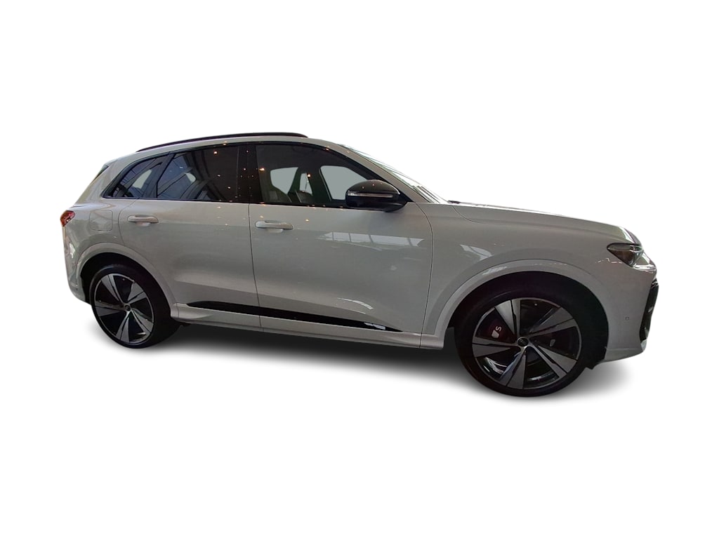 Thumbnail: 2026 Audi SQ5 - 19
