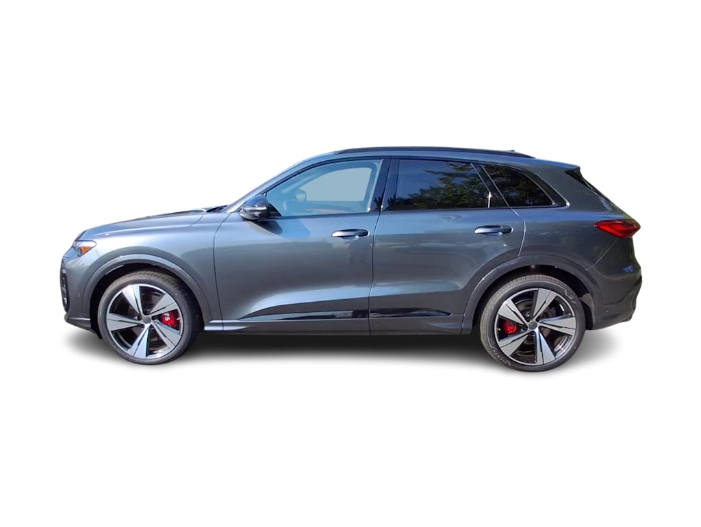 Thumbnail: 2026 Audi SQ5 - 16