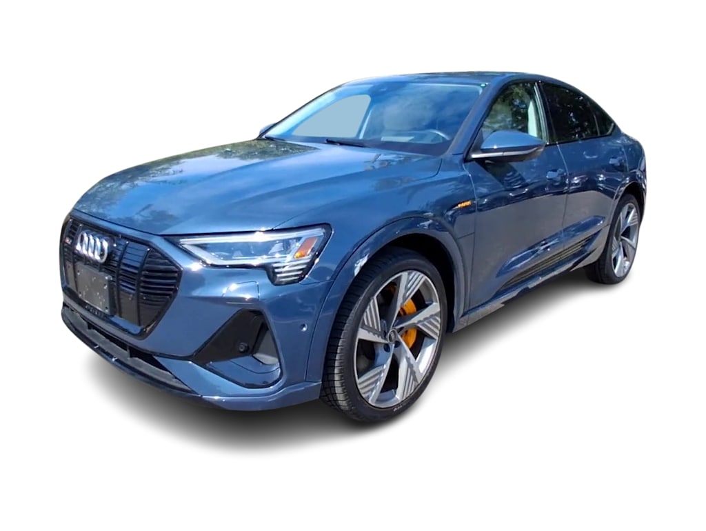 Thumbnail: 2022 Audi e-tron - 17