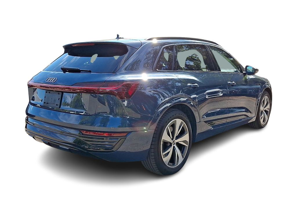 Thumbnail: 2024 Audi Q8 e-tron - 32