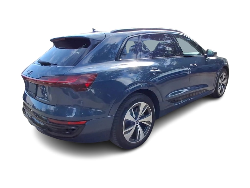 Thumbnail: 2024 Audi Q8 e-tron - 19