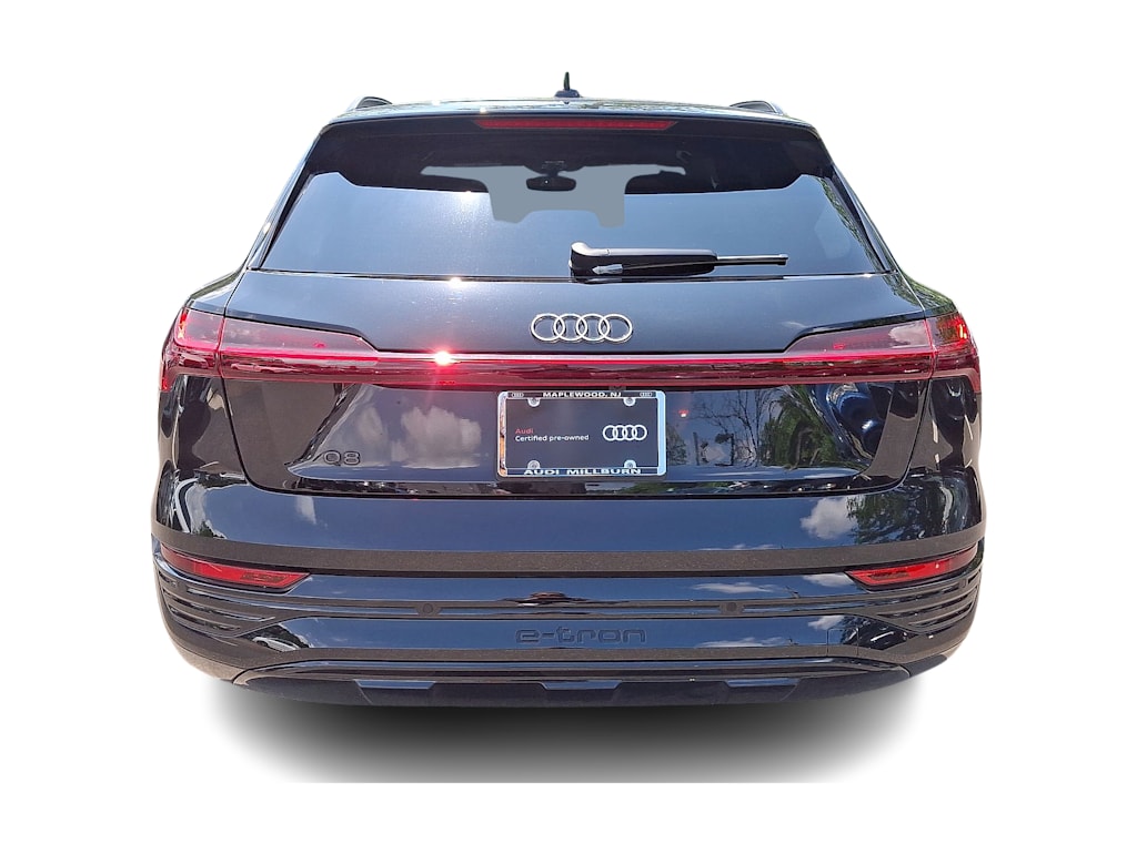 Thumbnail: 2024 Audi Q8 e-tron - 22