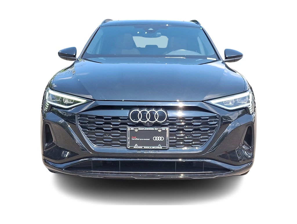 Thumbnail: 2024 Audi Q8 e-tron - 26