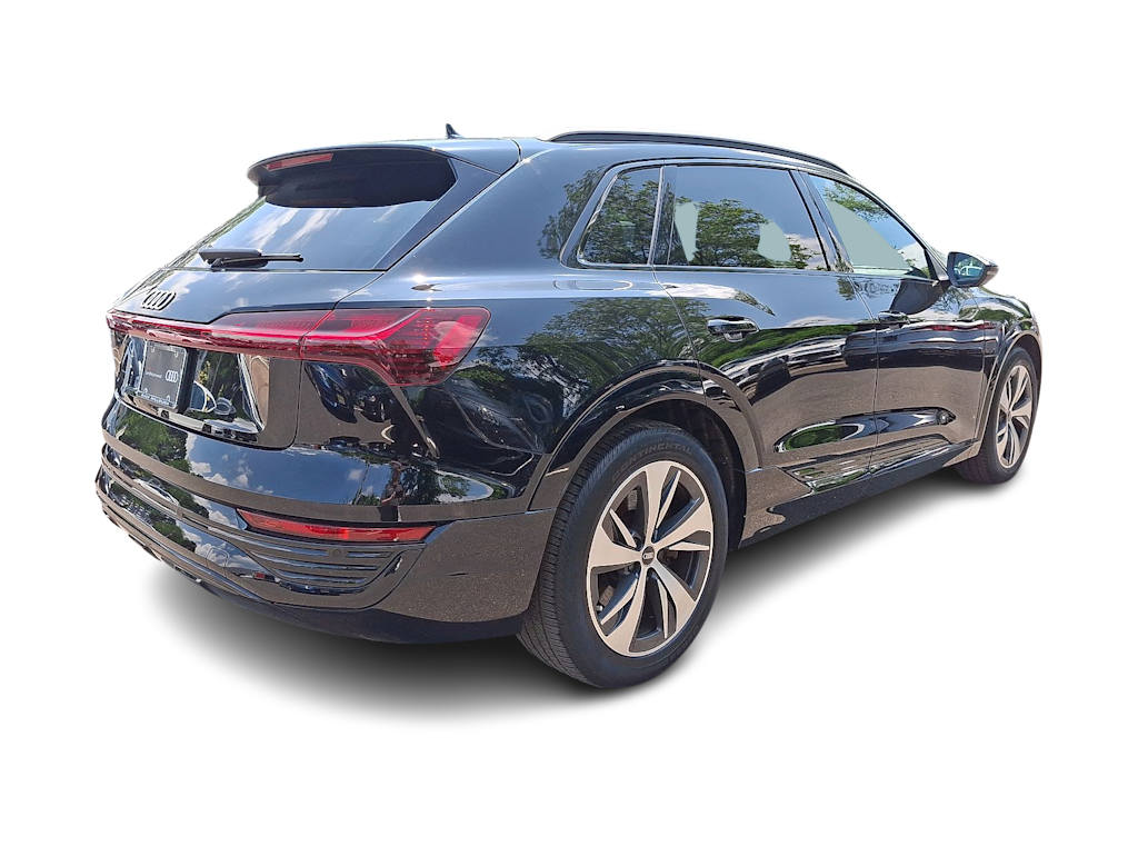 Thumbnail: 2024 Audi Q8 e-tron - 23