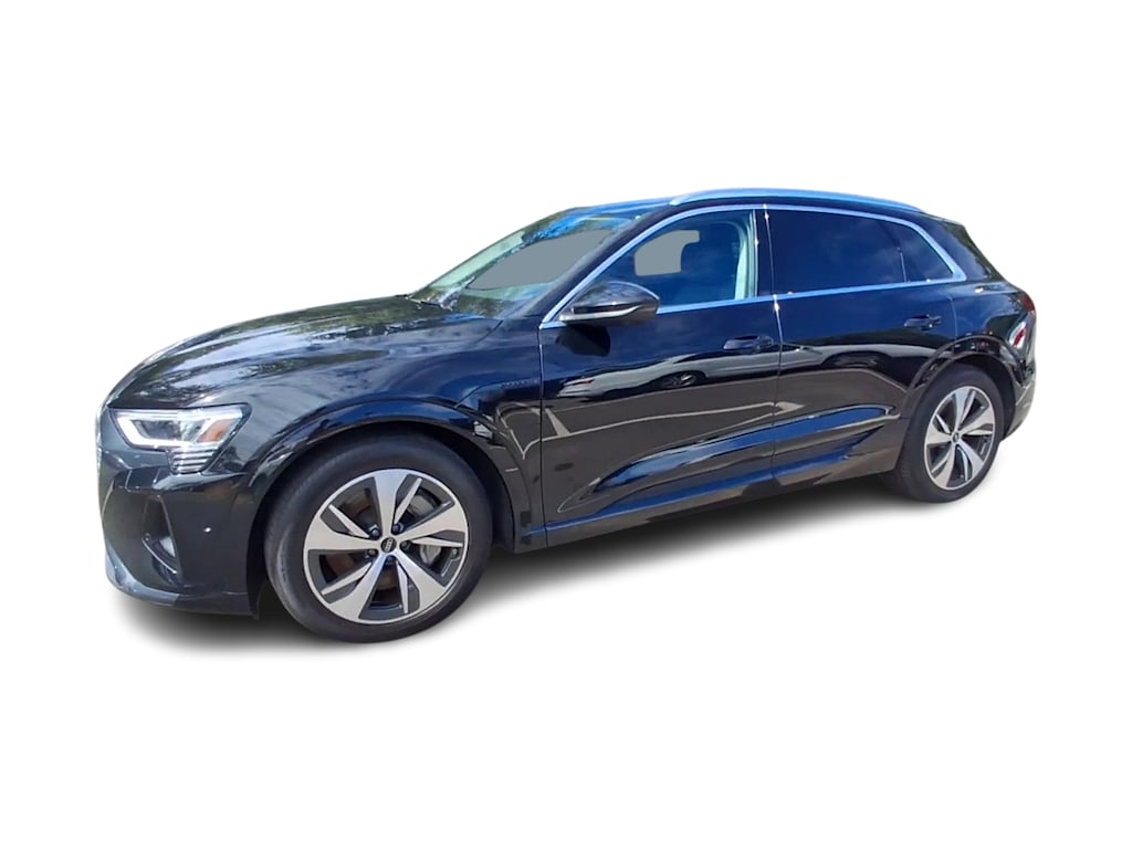 Thumbnail: 2024 Audi Q8 e-tron - 3