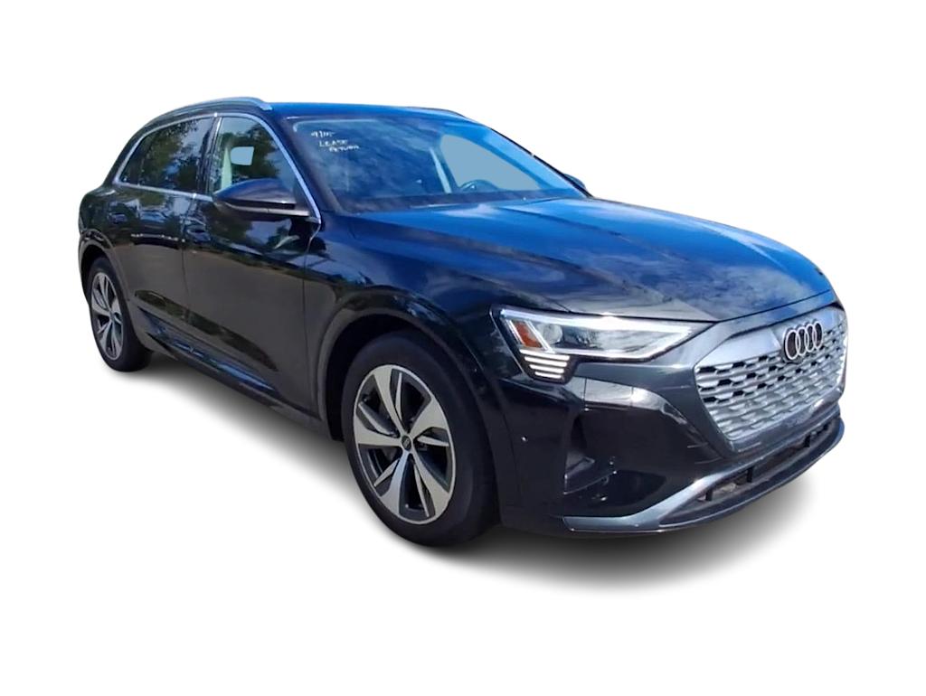 Thumbnail: 2024 Audi Q8 e-tron - 16