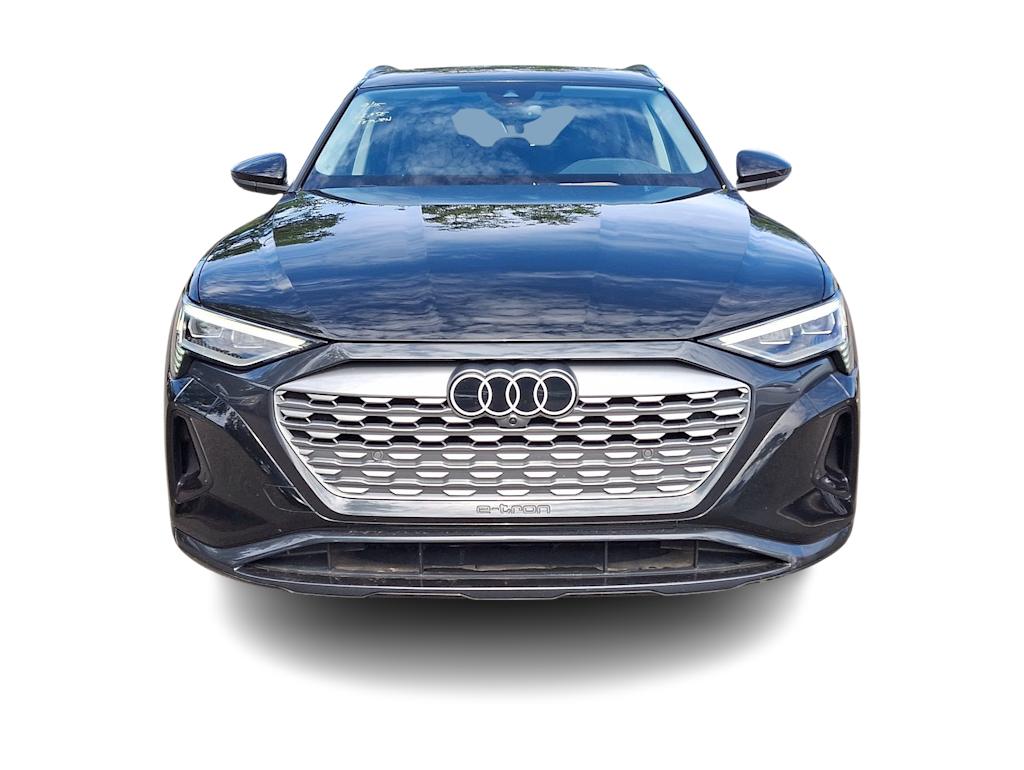 Thumbnail: 2024 Audi Q8 e-tron - 35