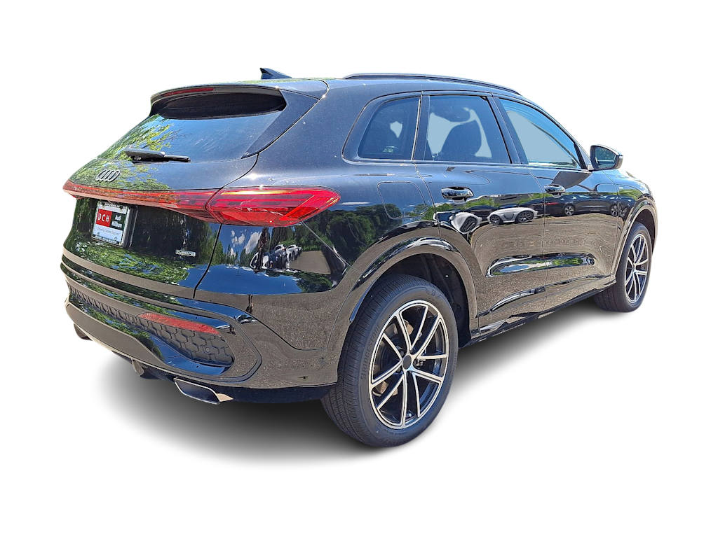 Thumbnail: 2026 Audi Q5 - 21