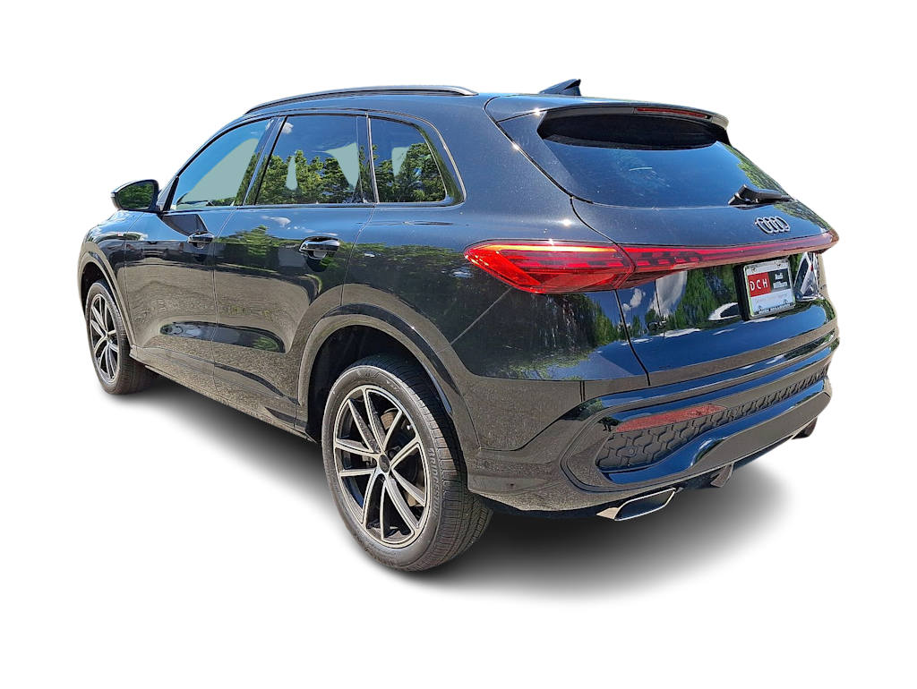 Thumbnail: 2026 Audi Q5 - 4