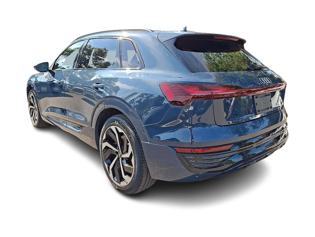 Thumbnail: 2024 Audi Q8 e-tron - 29