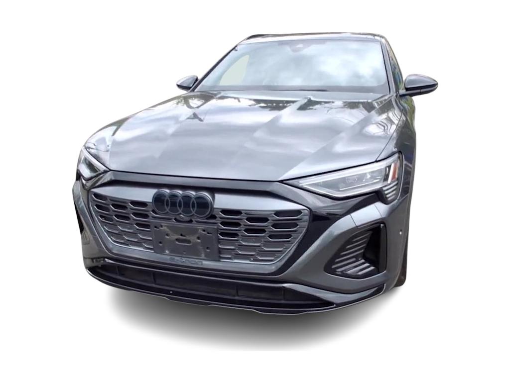 Thumbnail: 2024 Audi Q8 e-tron - 6