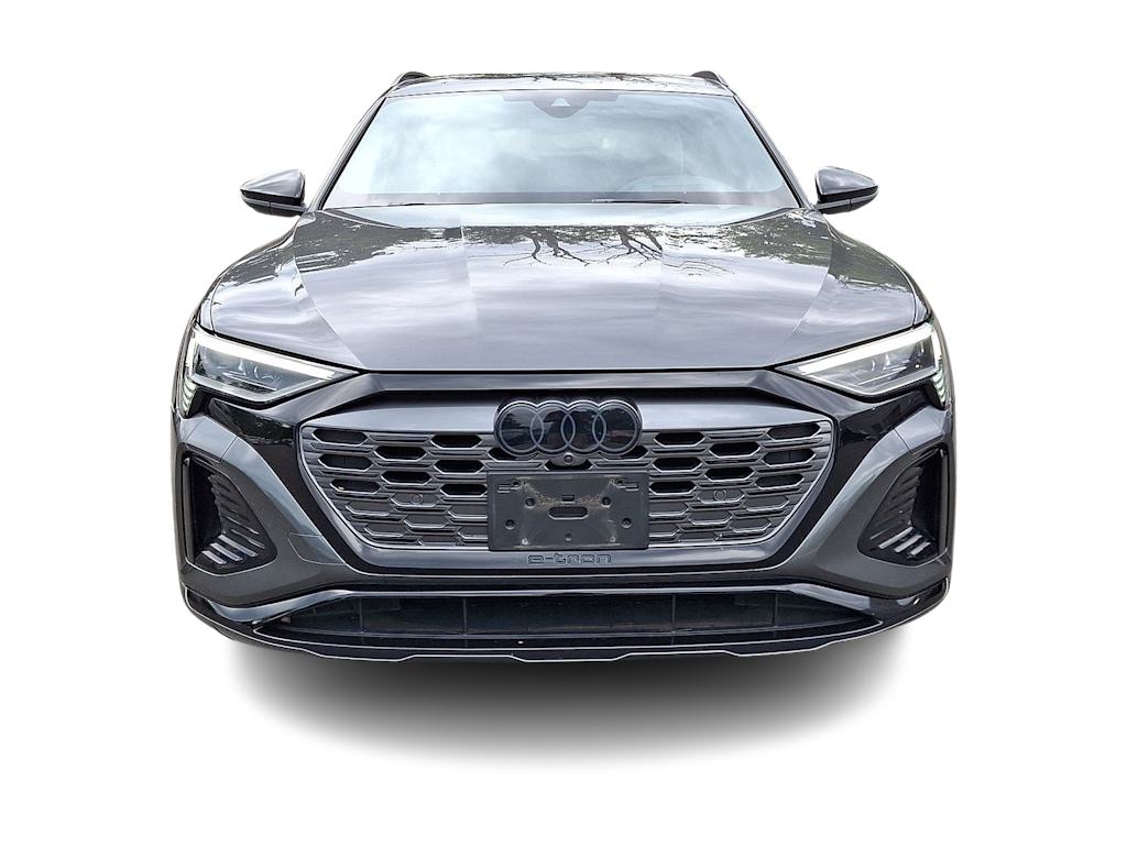 Thumbnail: 2024 Audi Q8 e-tron - 35