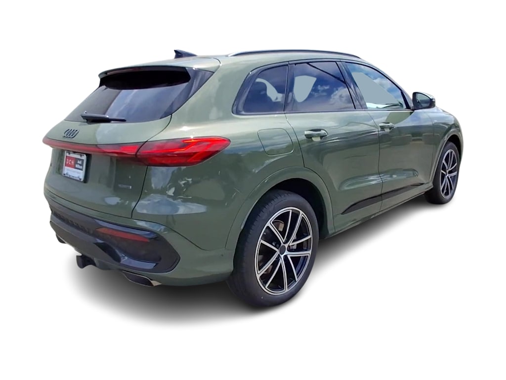 Thumbnail: 2026 Audi Q5 - 17