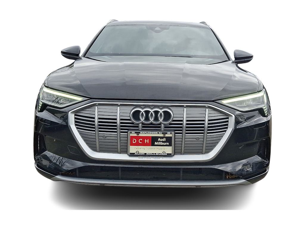 2022 Audi e-tron Premium 29