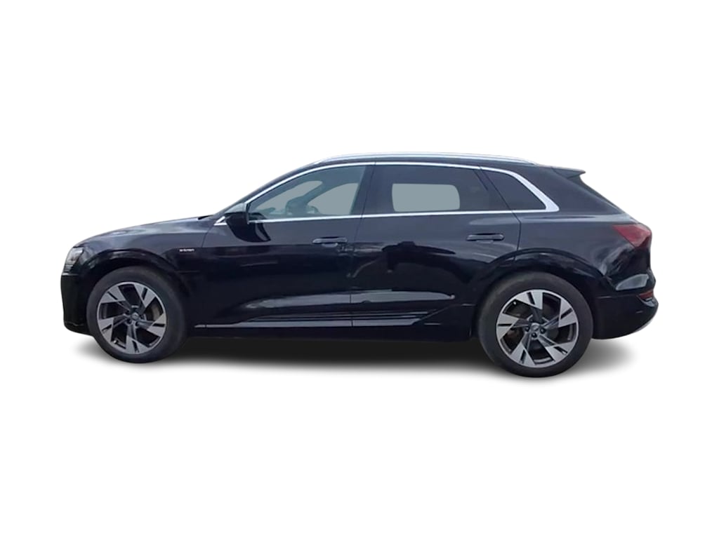 2022 Audi e-tron Premium 16