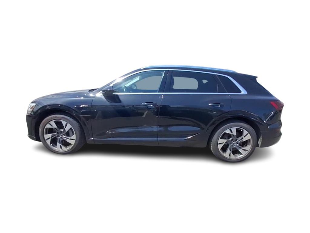 2021 Audi e-tron Premium 3