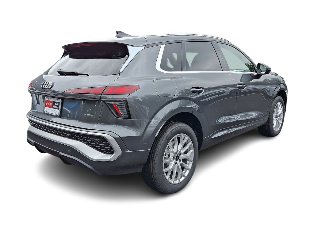 Thumbnail: 2026 Audi Q3 - 22