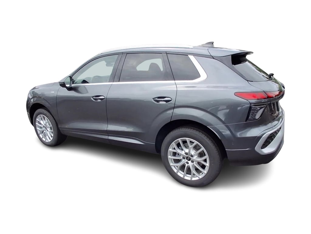 Thumbnail: 2026 Audi Q3 - 17