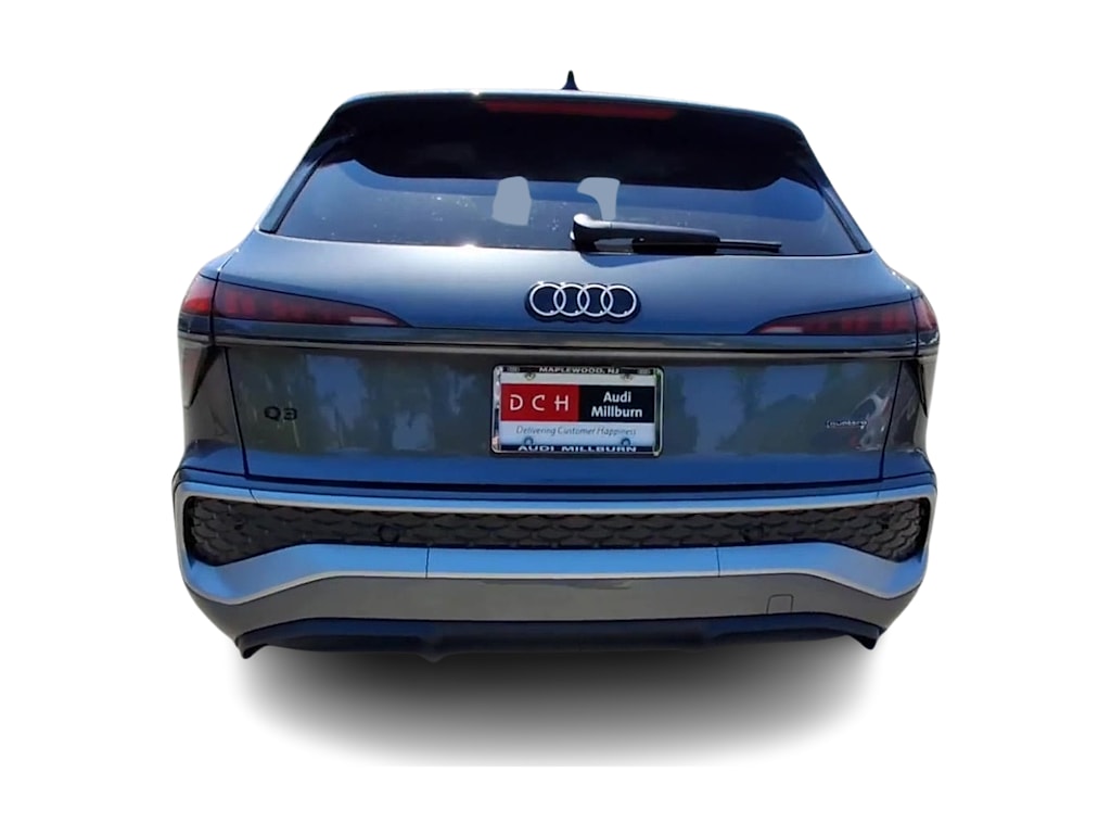 Thumbnail: 2026 Audi Q3 - 5