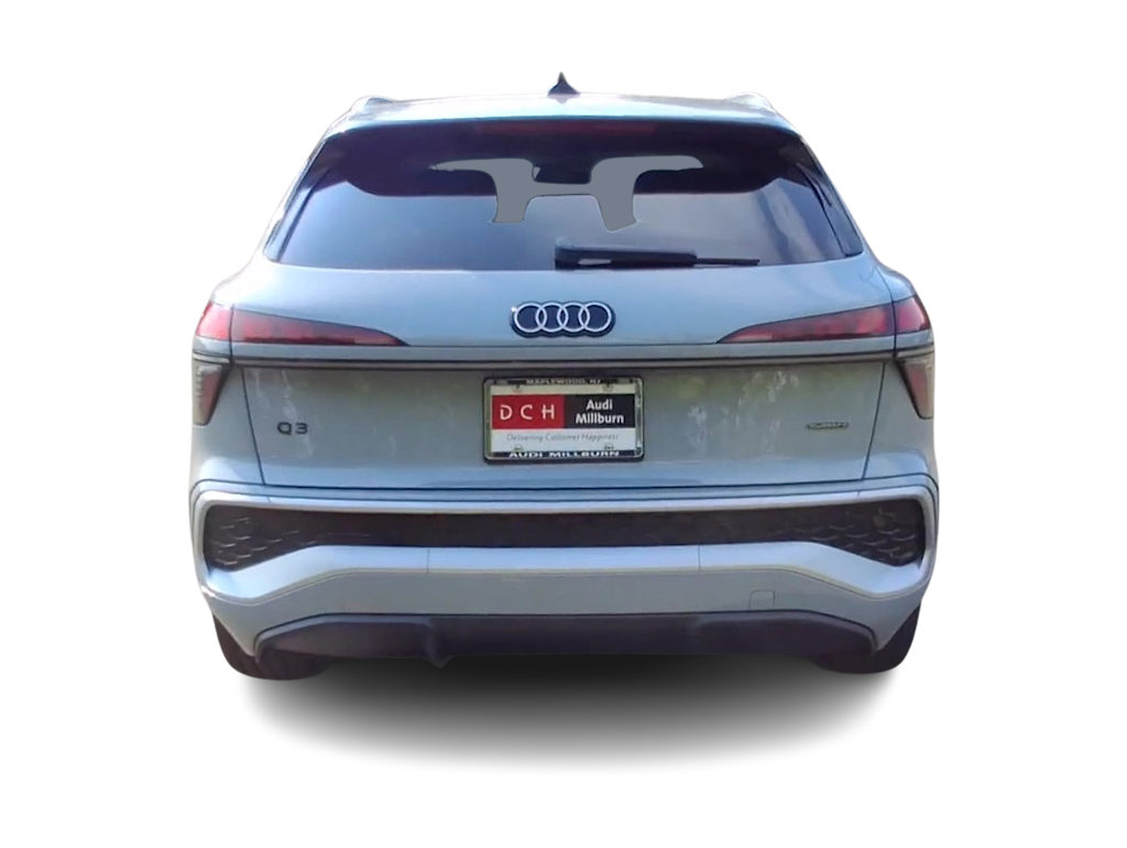 Thumbnail: 2026 Audi Q3 - 5