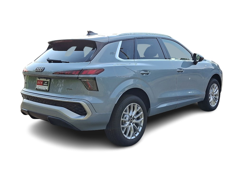 Thumbnail: 2026 Audi Q3 - 22