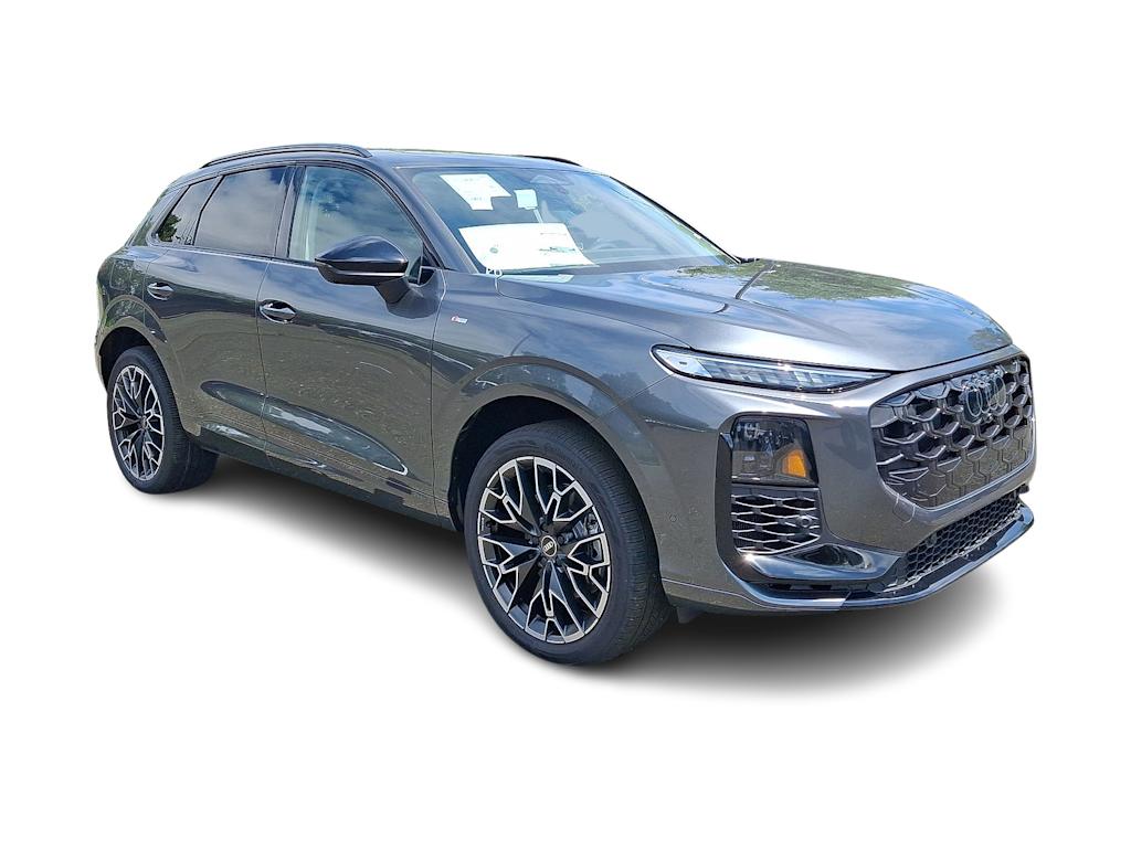 Thumbnail: 2026 Audi Q3 - 21